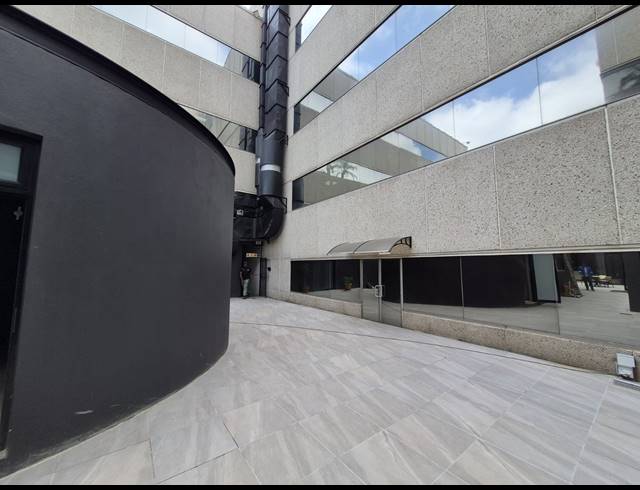609M² RESTAURANT TO LET IN ROSEBANK